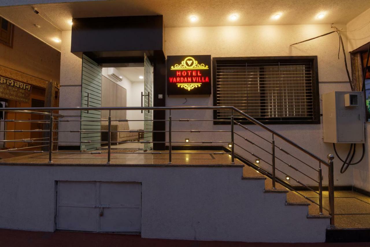 Vardan Villa Udaipur Buitenkant foto